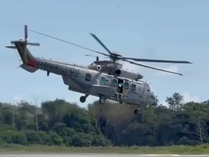 Helicóptero da Marinha faz pouso forçado em área remota na Ilha do Marajó