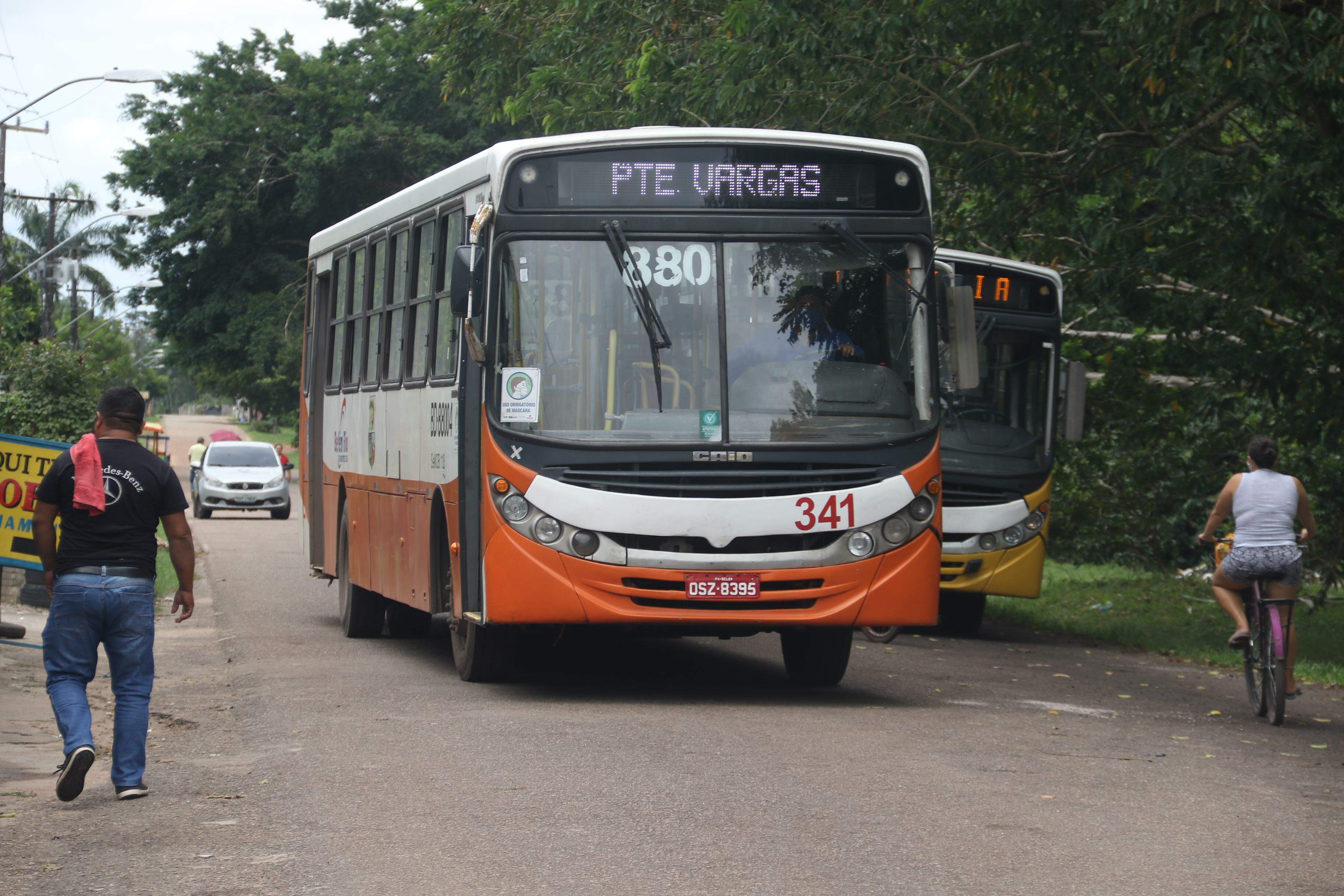 Moradores de Outeiro reclamam da qualidade dos ônibus que circulam na Ilha  | Belém | O Liberal