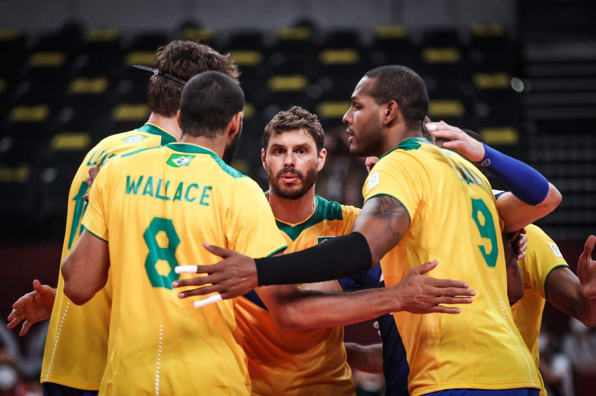 Seleção masculina de vôlei perde para russos e vai disputar o