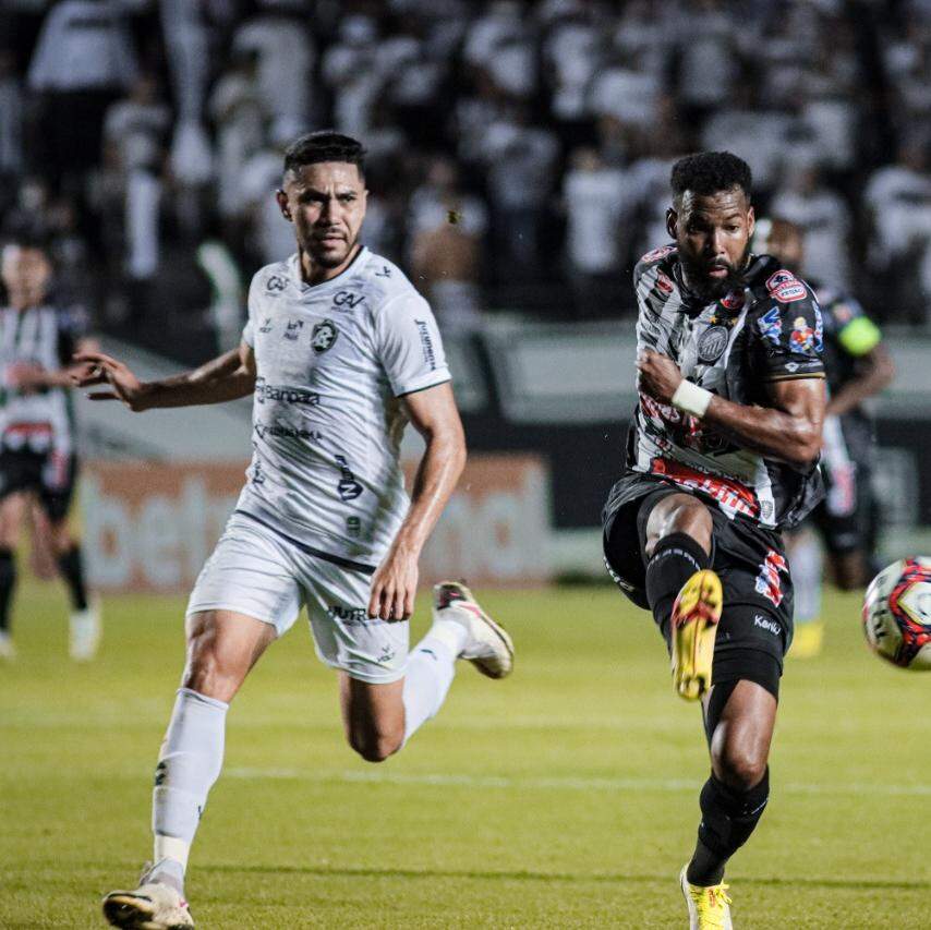 Remo emplaca 2 jogadores e técnico Felipe Conceição na Seleção da 12ª  rodada da Série B