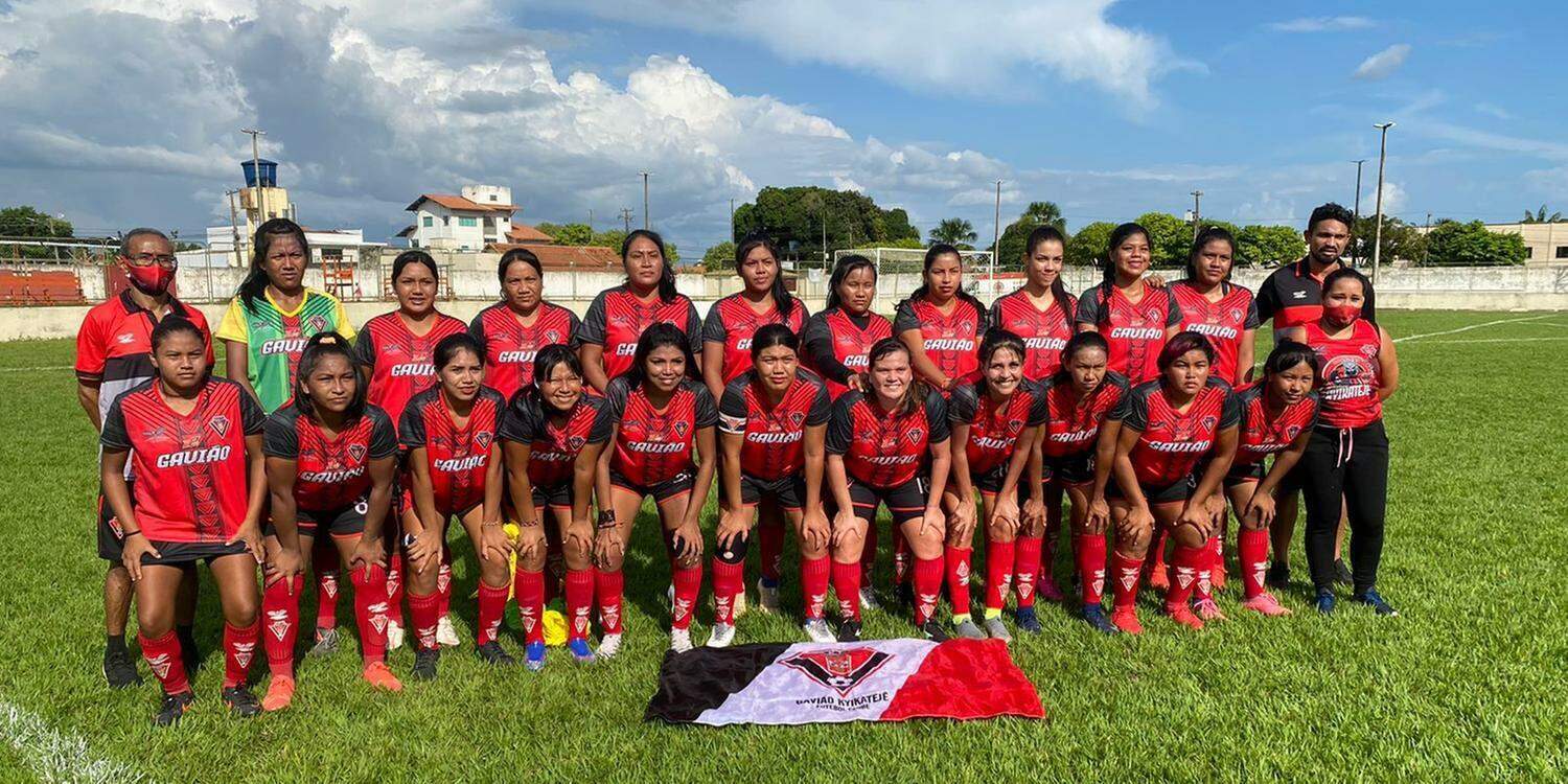 Opinião: Placar elástico no futebol feminino é a prova da