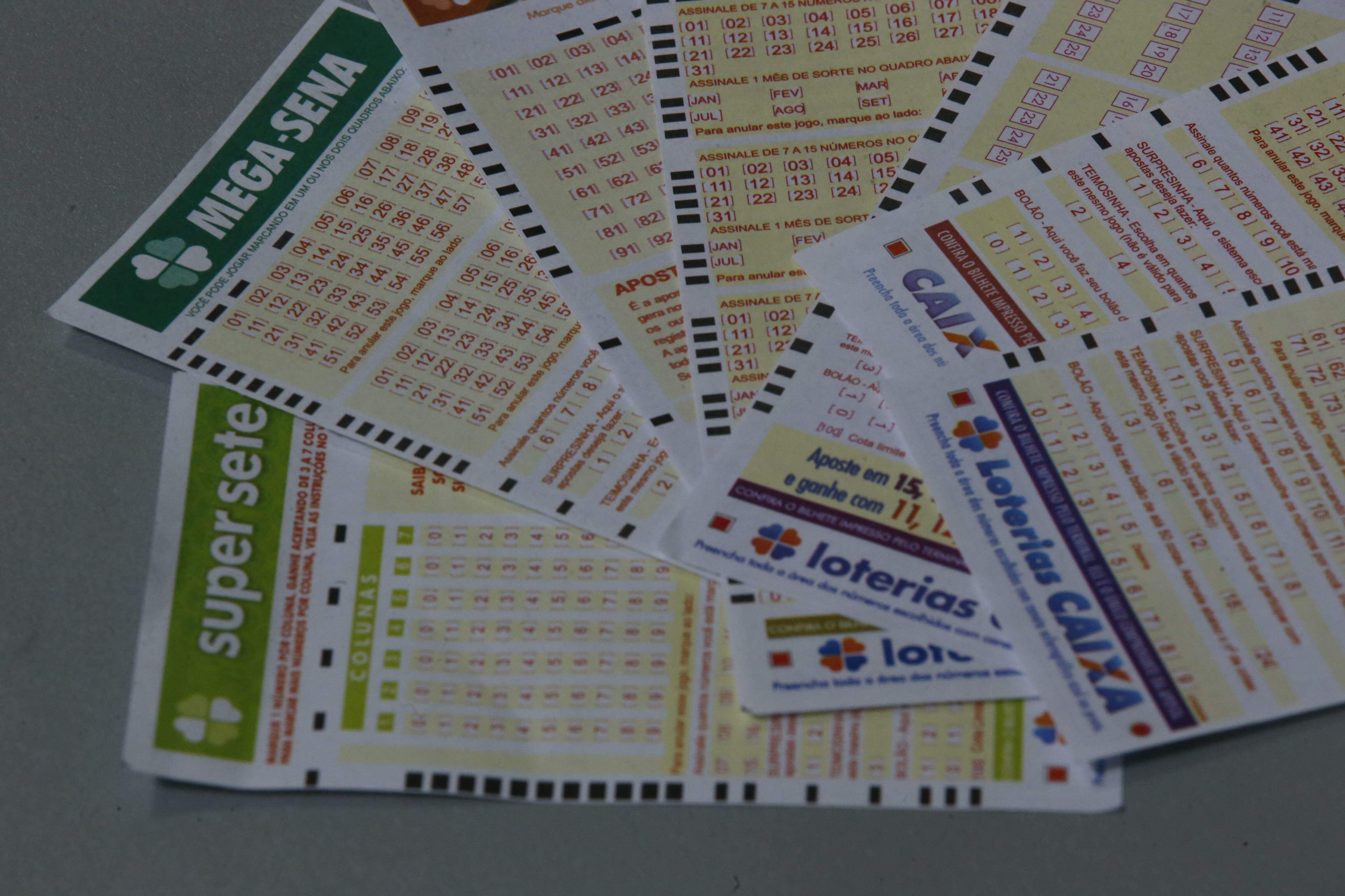 Site da Caixa deixa jogar na Loteria pela Internet; veja como apostar