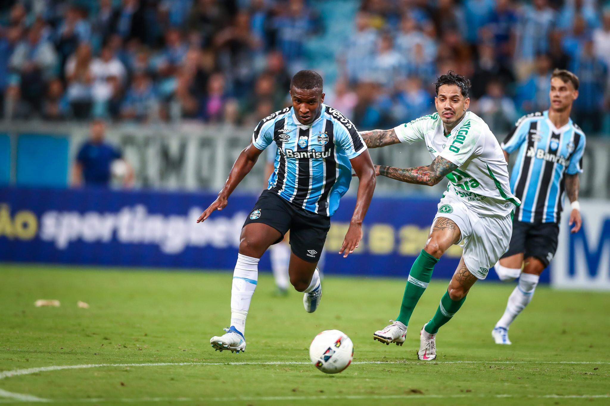 Jogo do Grêmio hoje horário ao vivo na Série B e transmissão (21/04)