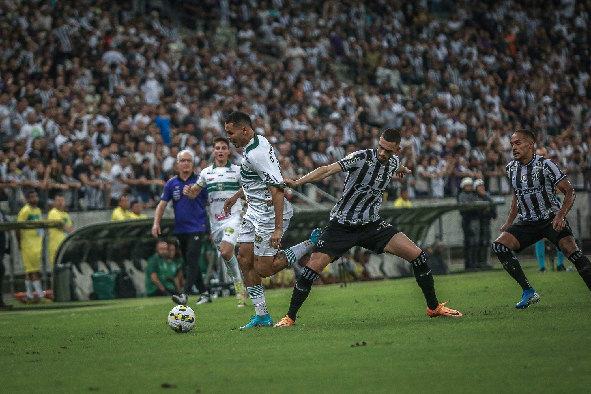 Coritiba x São Paulo: onde assistir e horário do jogo do Brasileirão