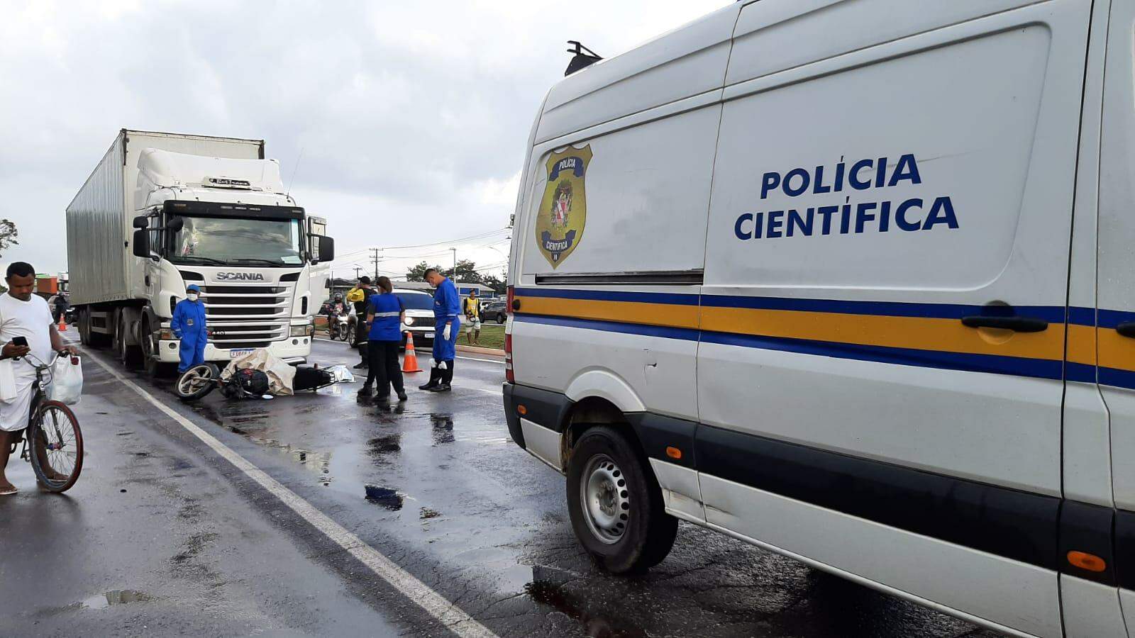 Acidente Entre Carro, Caminhão E Moto Deixa Uma Pessoa Morta Na Rodovia ...