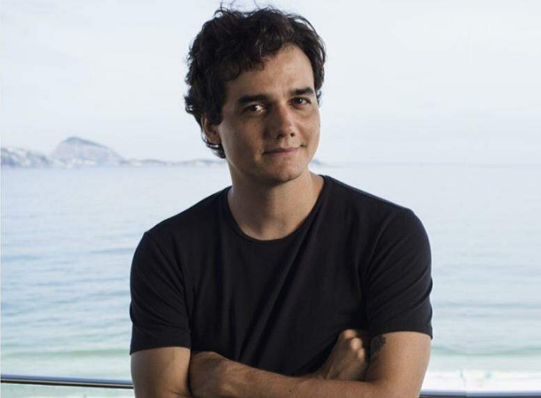 Wagner Moura entra no elenco da série 'Sr. e Sra. Smith