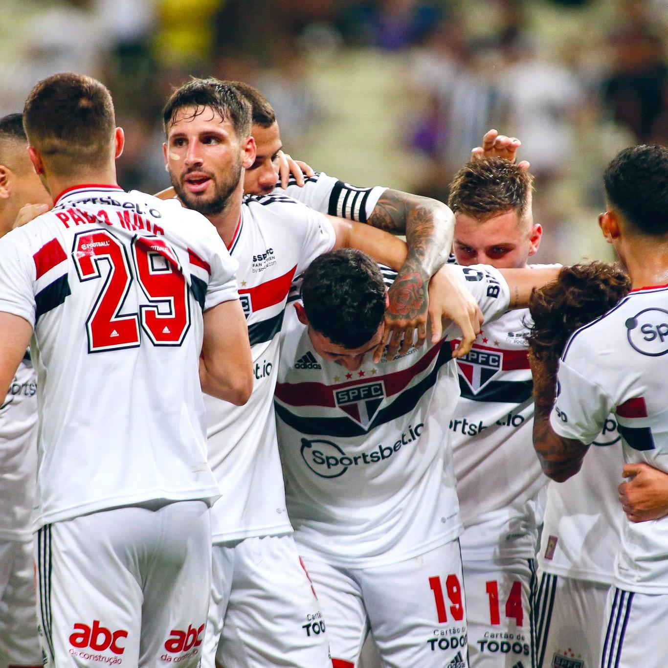 Fluminense x The Strongest: veja horário e onde assistir ao vivo o jogo da  Libertadores