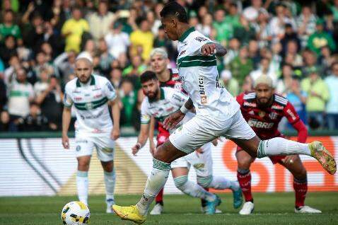 Onde vai passar o jogo do CORITIBA X CORINTHIANS hoje (06/12)? Passa na  GLOBO ou SPORTV? Veja onde assistir CORITIBA X CORINTHIANS ao vivo com  imagens - Portal da Torcida