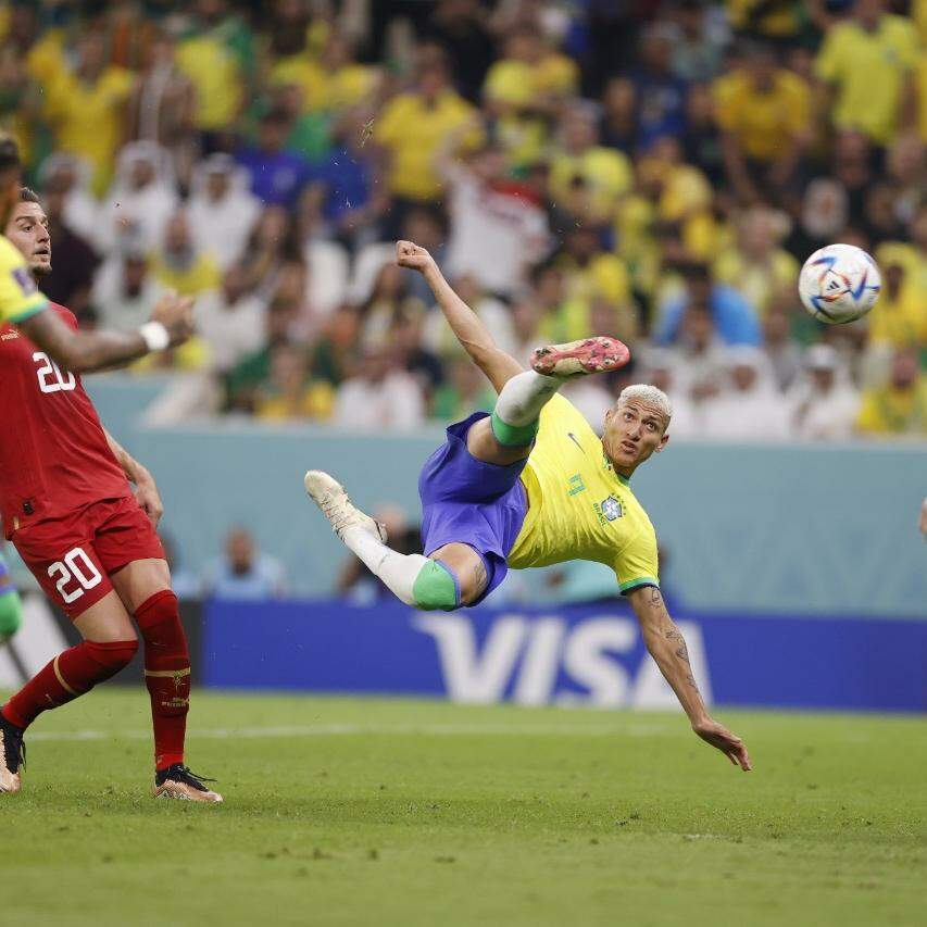 Neymar deixa jogo com dor no tornozelo em estreia do Brasil; Tite garante  que atacante vai jogar a Copa – Money Times