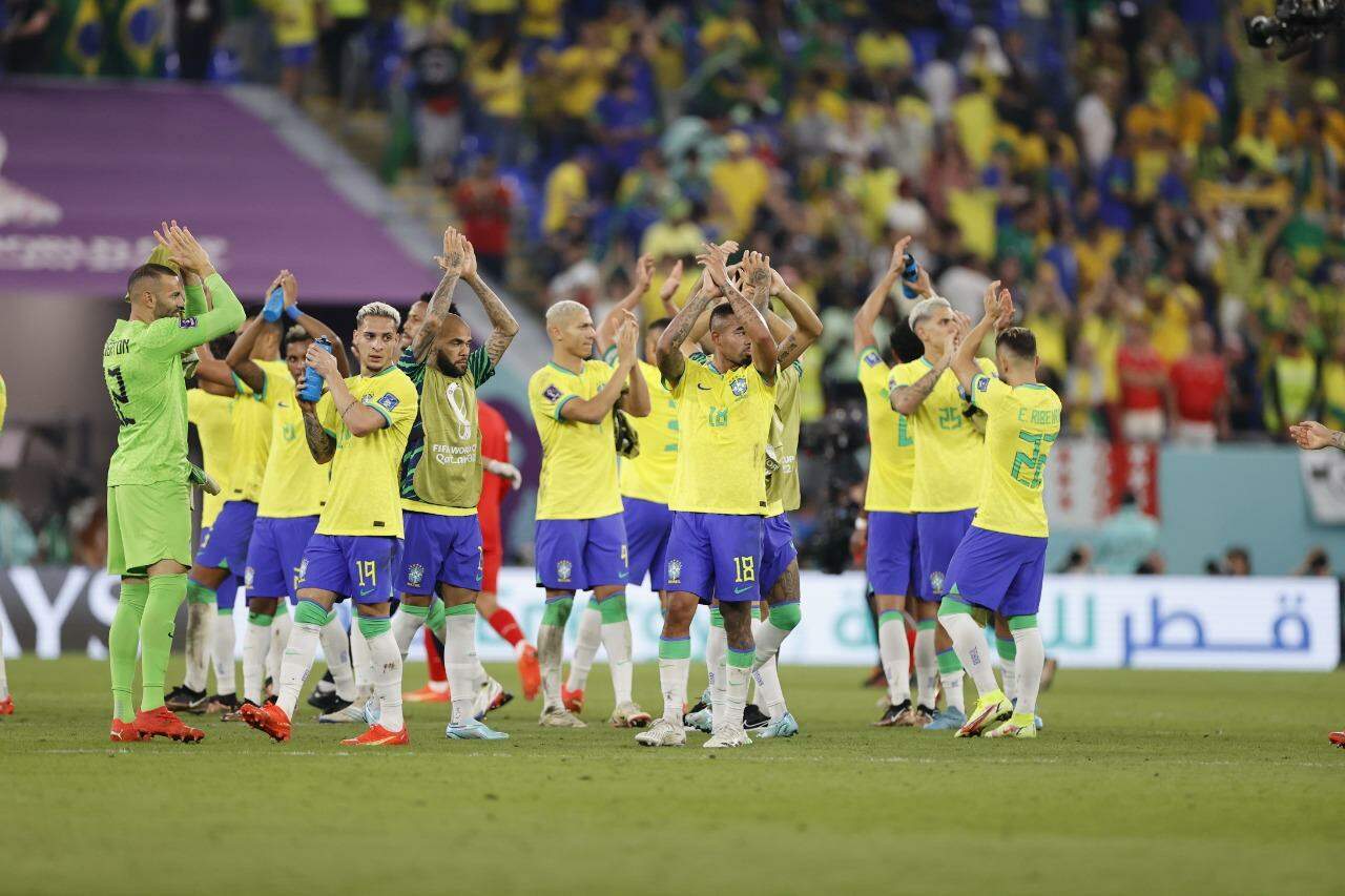 Time Brasil on X: CLASSIFICADOOOOS 🇧🇷😎 Estamos nas oitavas de final da  Copa do Mundo Qatar 2022! Tão deixando a gente sonhar   / X