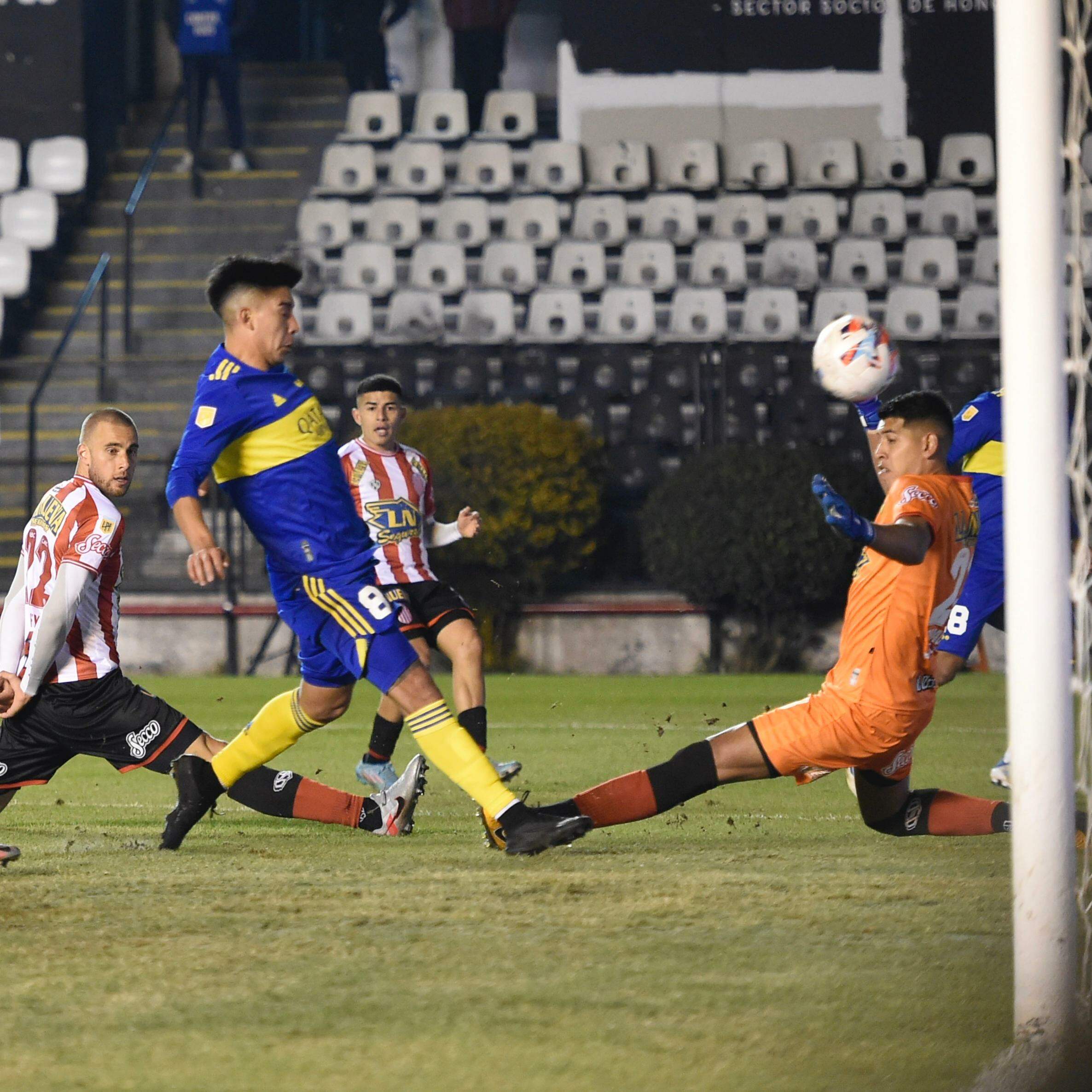 Muda dia e horário do jogo entre Santos e Portuguesa