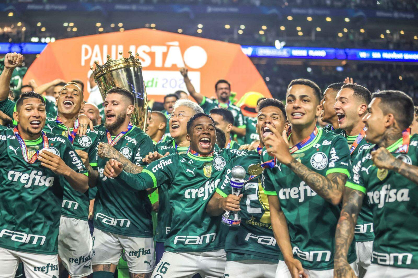 São Paulo faz 3 x 1 no Palmeiras no jogo de ida da final do Paulistão