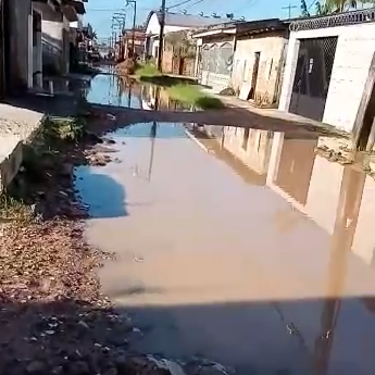 G1 - Buracos atrapalham fluxo de carros em estrada de Sabaúna, em Mogi -  notícias em Mogi das Cruzes e Suzano