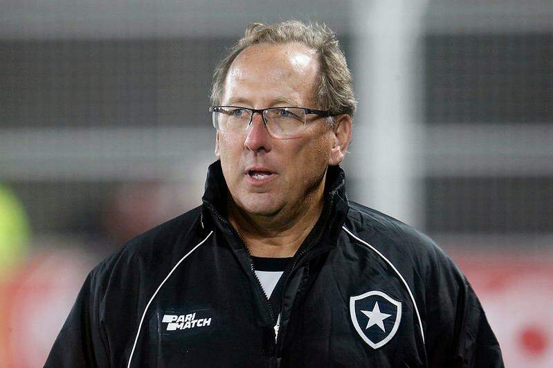 Dono do Botafogo, John Textor é entusiasta das joias do Flamengo e define  novo alvo