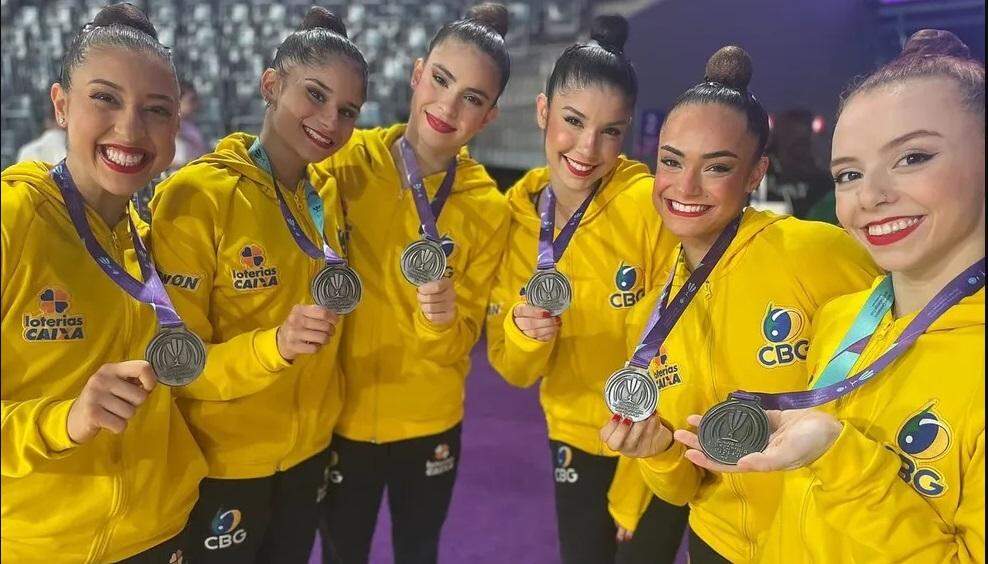 Bárbara Domingos encerra Mundial de Ginástica Rítmica com posição inédita  para o Brasil