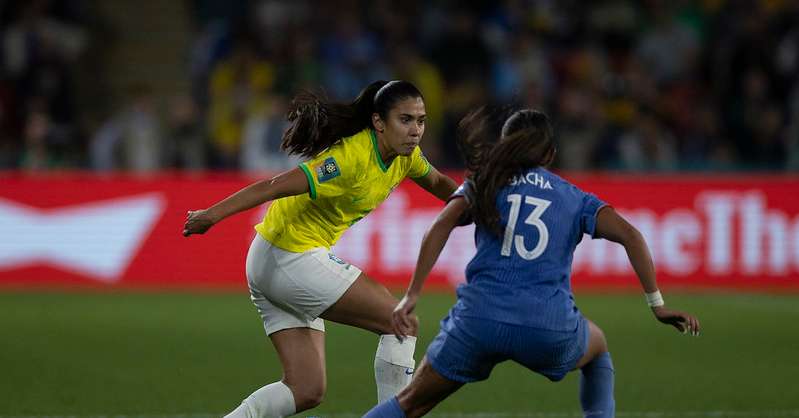Brasil x França jogam neste sábado (29) às 7h pela Copa do Mundo Feminina
