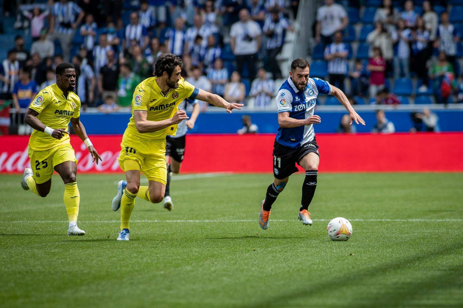 Alavés x Besiktas JC: onde assistir ao vivo e o horário de hoje (26/07)  pelo Amistoso de Clubes, Futebol