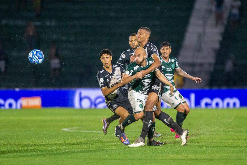 Chapecoense X Guarani: Onde Assistir Ao Vivo O Jogo De Hoje (05/09 ...