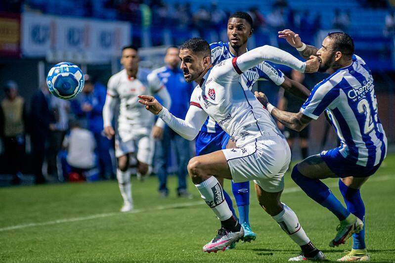 Jogos de hoje: confira o futebol deste domingo (05/09)