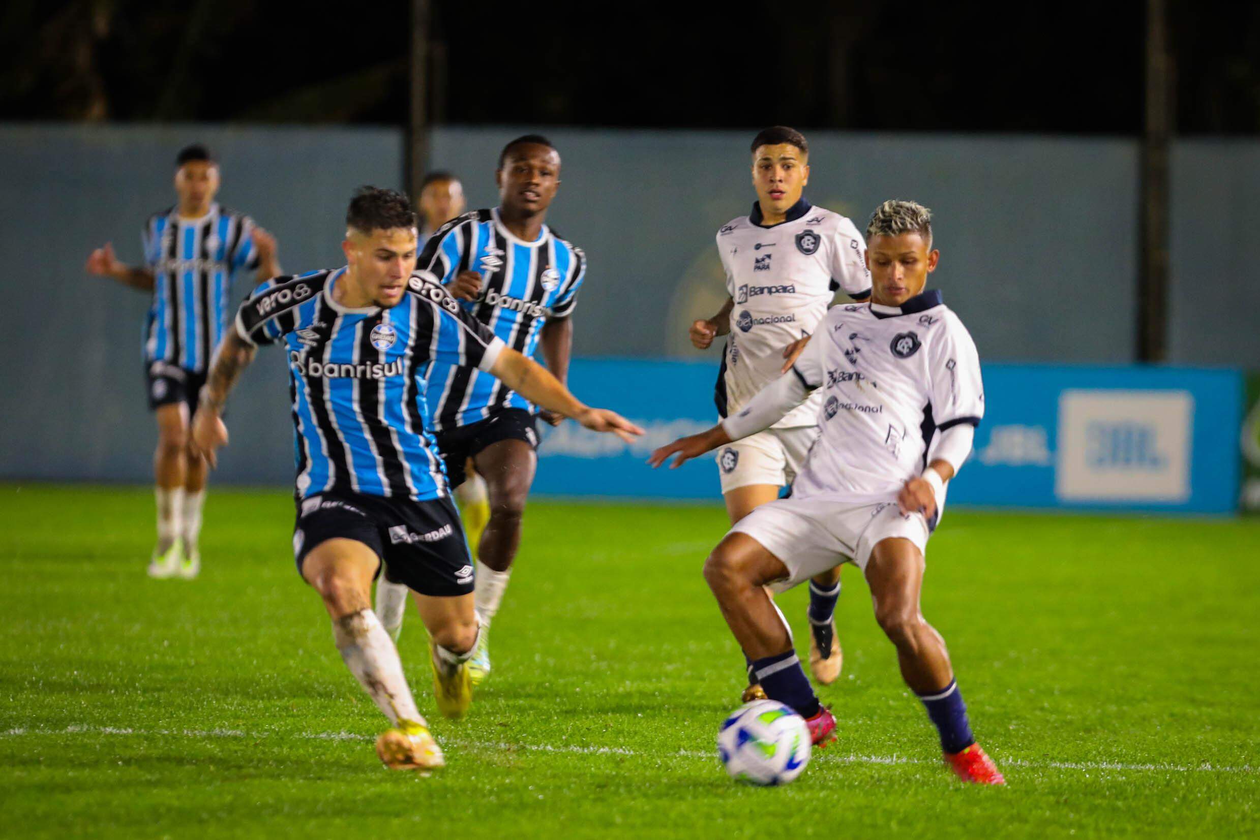 Gremio x Atletico-MG, RS - FUTEBOL/CAMPEONATO BRASILEIRO 20…