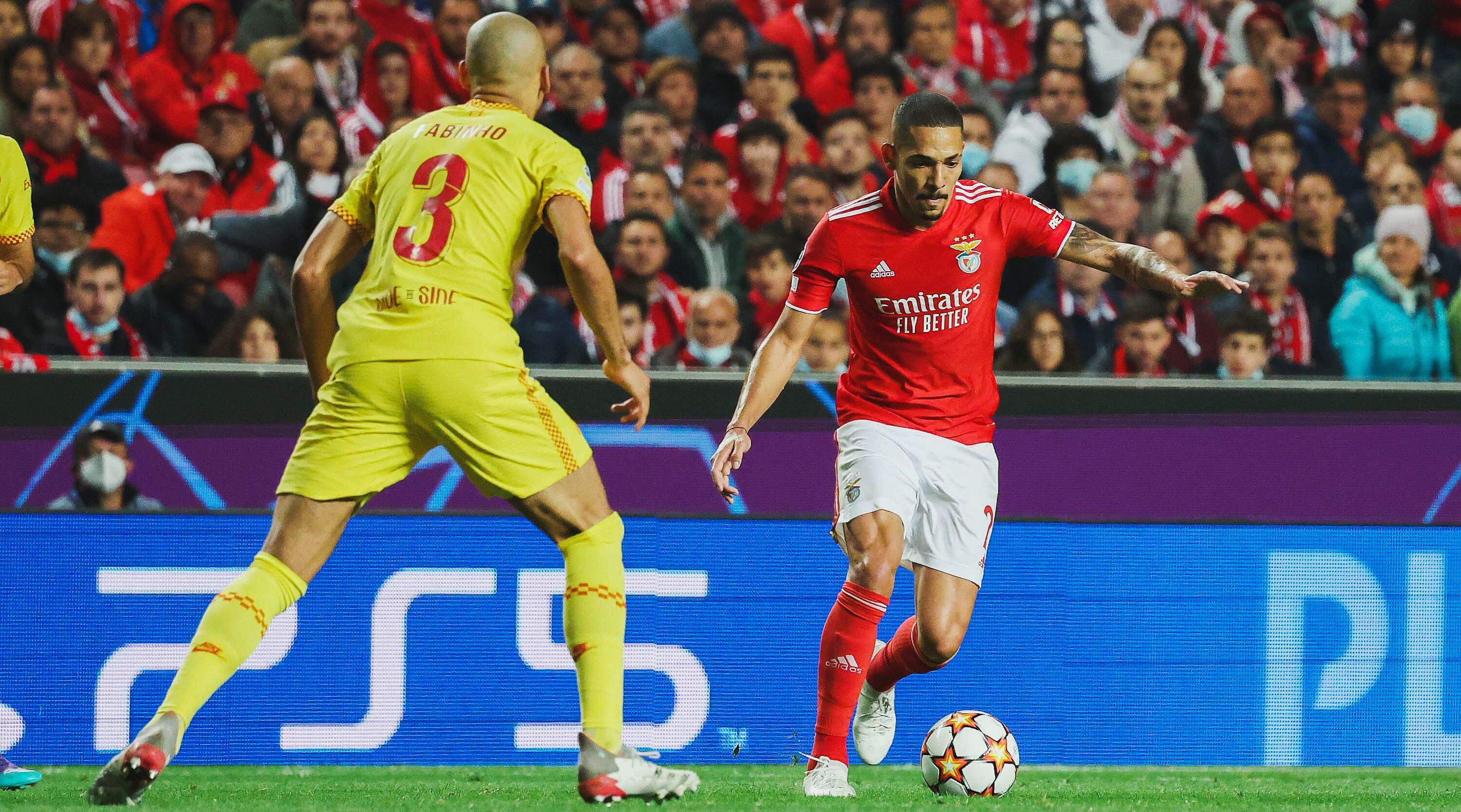 Benfica x Red Bull Salzburg: onde assistir ao vivo e horário do jogo de  hoje pela Champions League