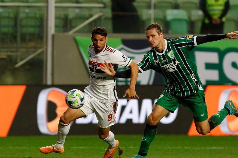 Qual canal vai passar o jogo do SÃO PAULO x FLAMENGO hoje (24/09