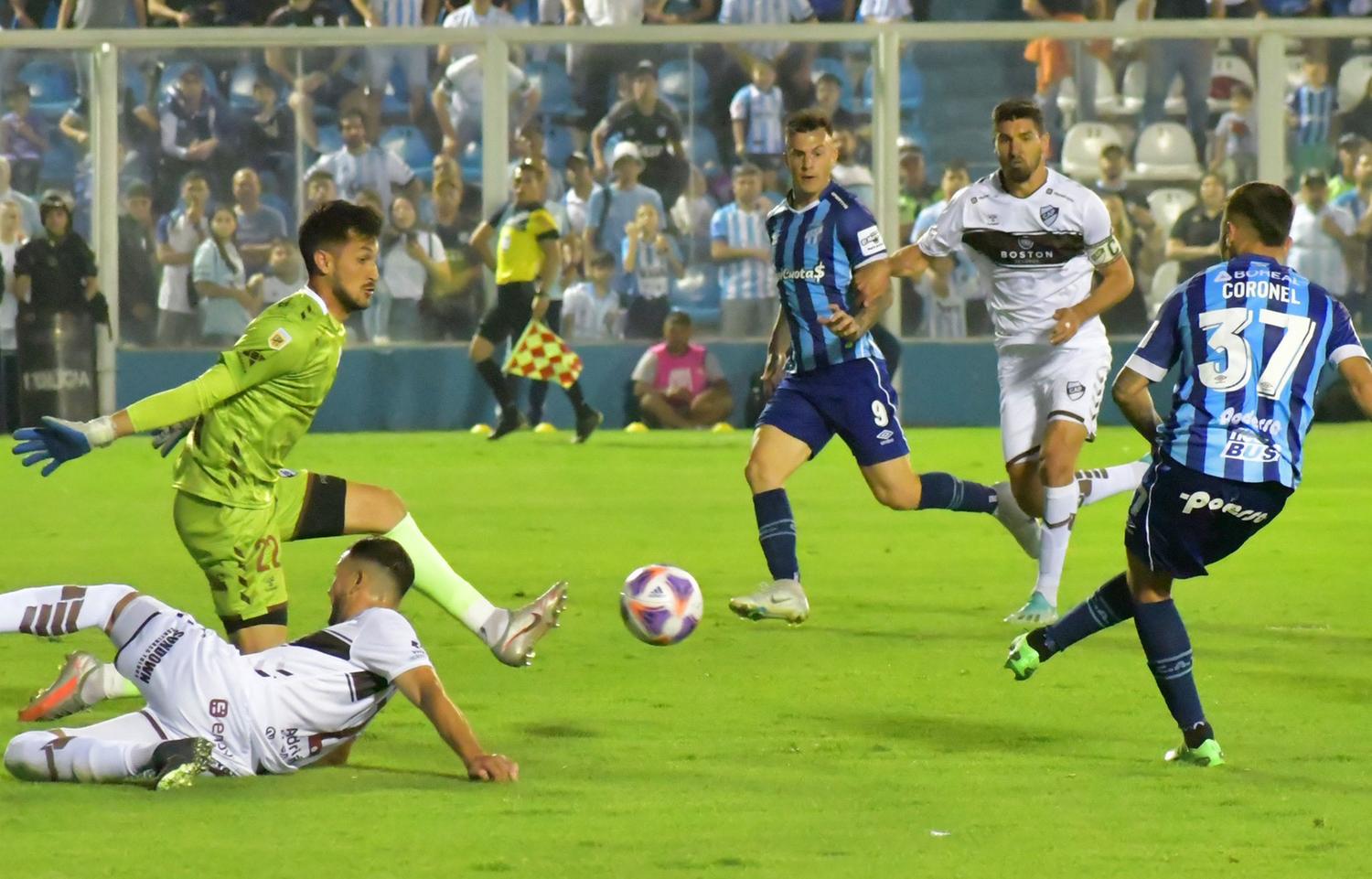 Sarmiento x Rosario Central ao vivo e online, onde assistir, que horas é,  escalação e mais do Campeonato Argentino