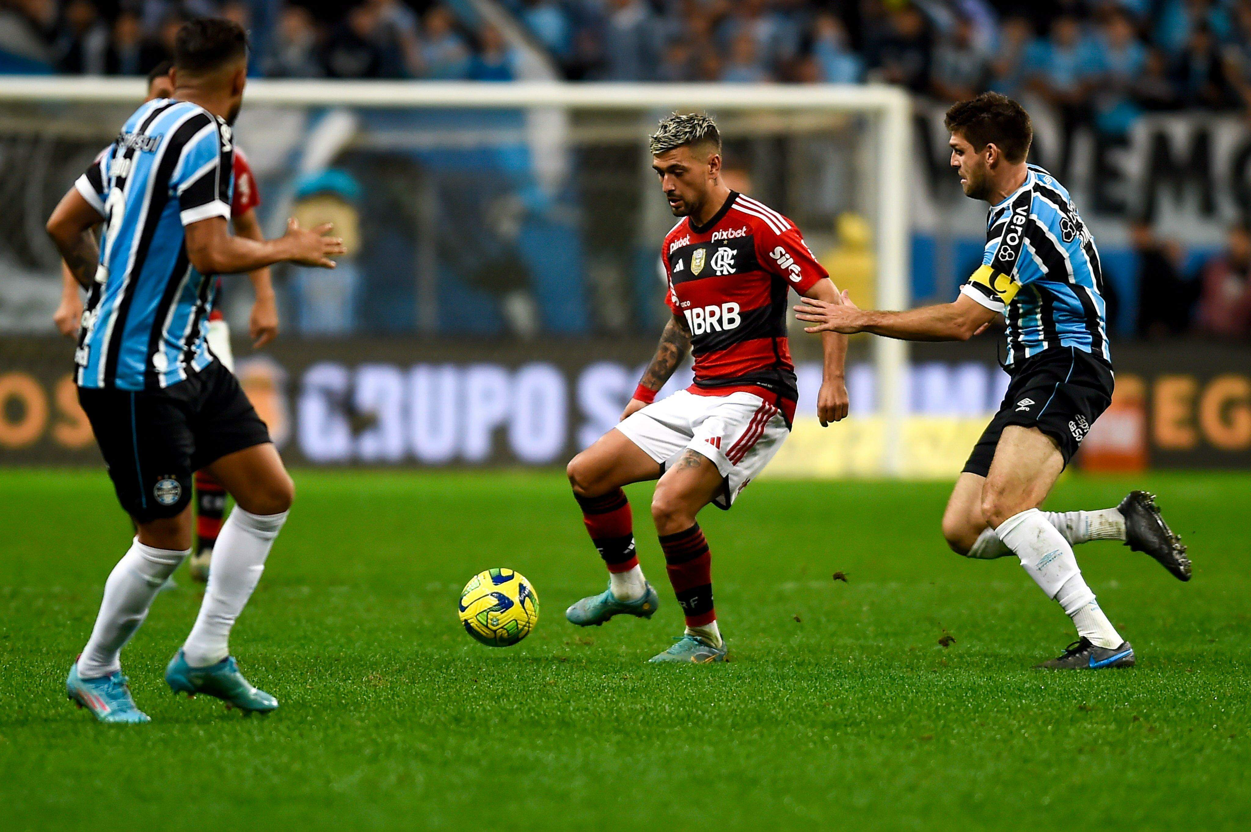 Grêmio x Flamengo: onde assistir ao vivo, horário e escalações do jogo pelo  Brasileirão - Lance!