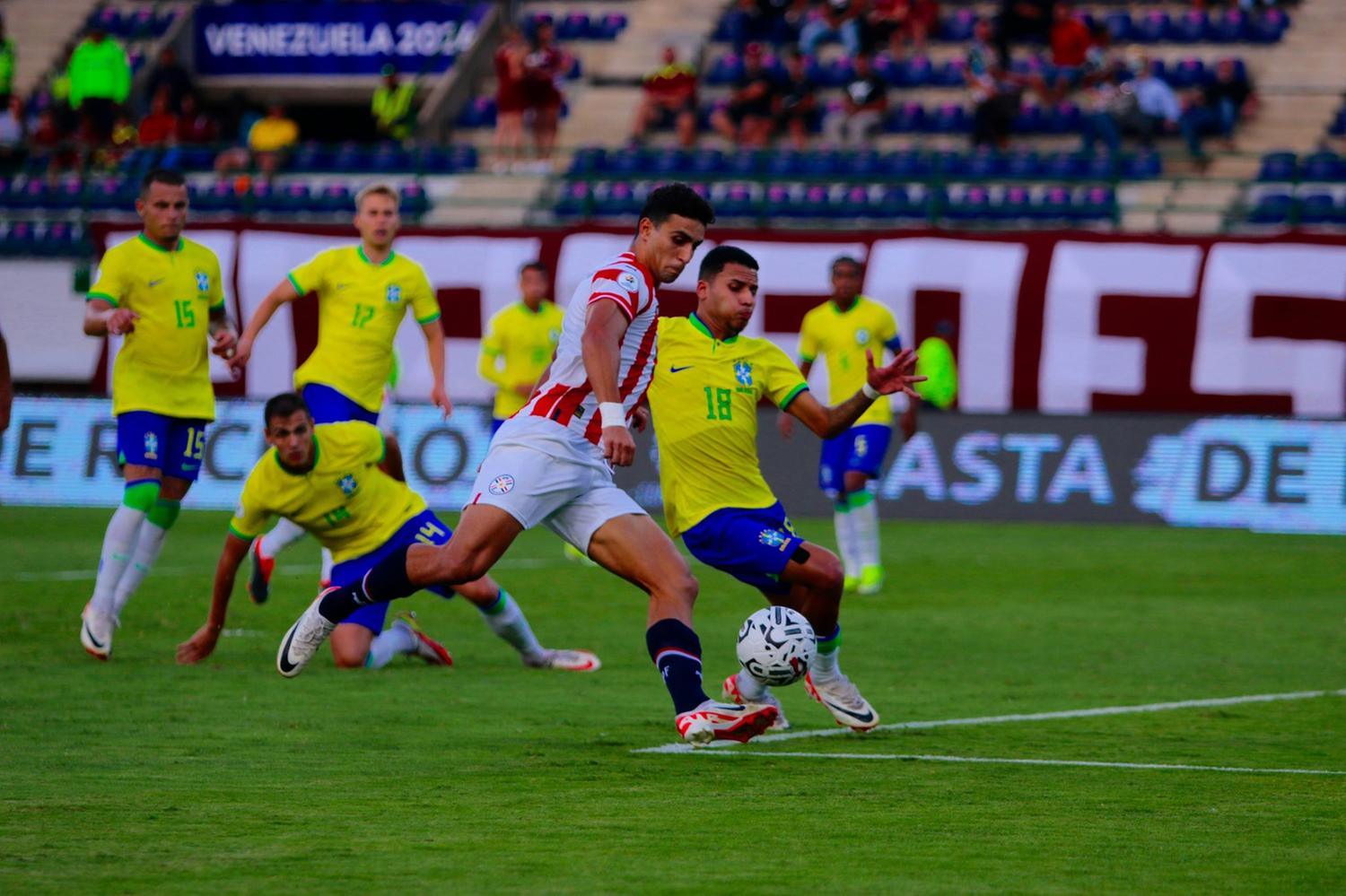 Brasil joga mal, perde para o Paraguai e se complica no Torneio  Pré-Olímpico - Rádio Itatiaia