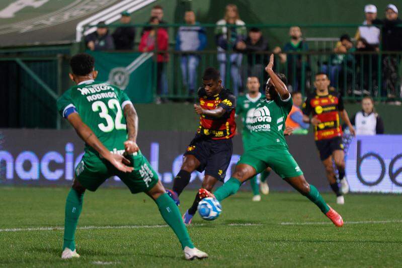 Sport Recife x Náutico: Onde assistir ao vivo, data, horário e escalações  do Copa do Nordeste