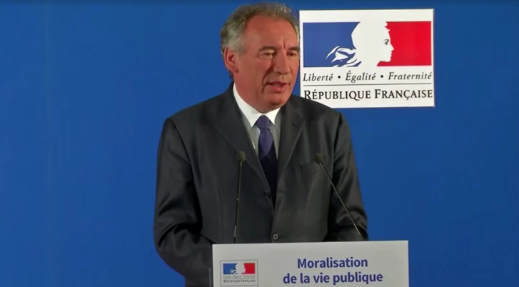 Macron Nomeia Aliado Centrista François Bayrou Como Primeiro-ministro ...