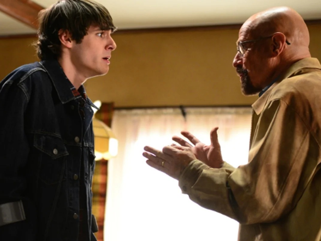 Morre RJ Mitte, ator de Breaking Bad, aos 34 anos
