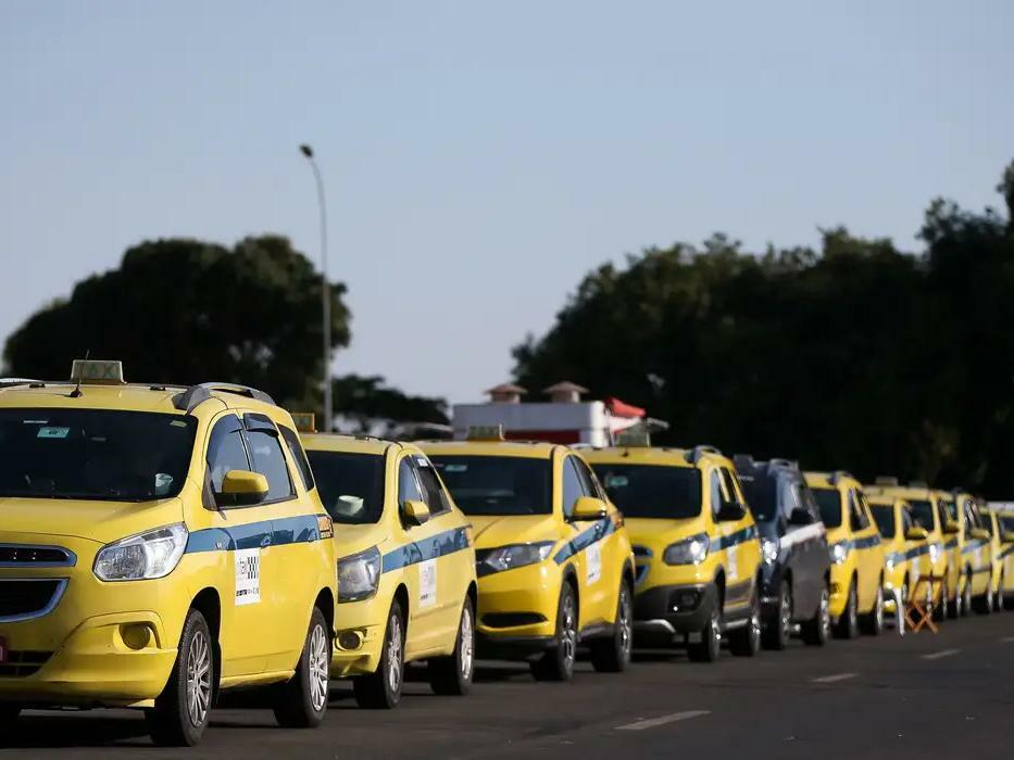 Ministério da Fazenda autorizou a disponibilização de até R$ 30 bilhões para linhas de financiamento voltadas a motoristas de aplicativos e taxistas