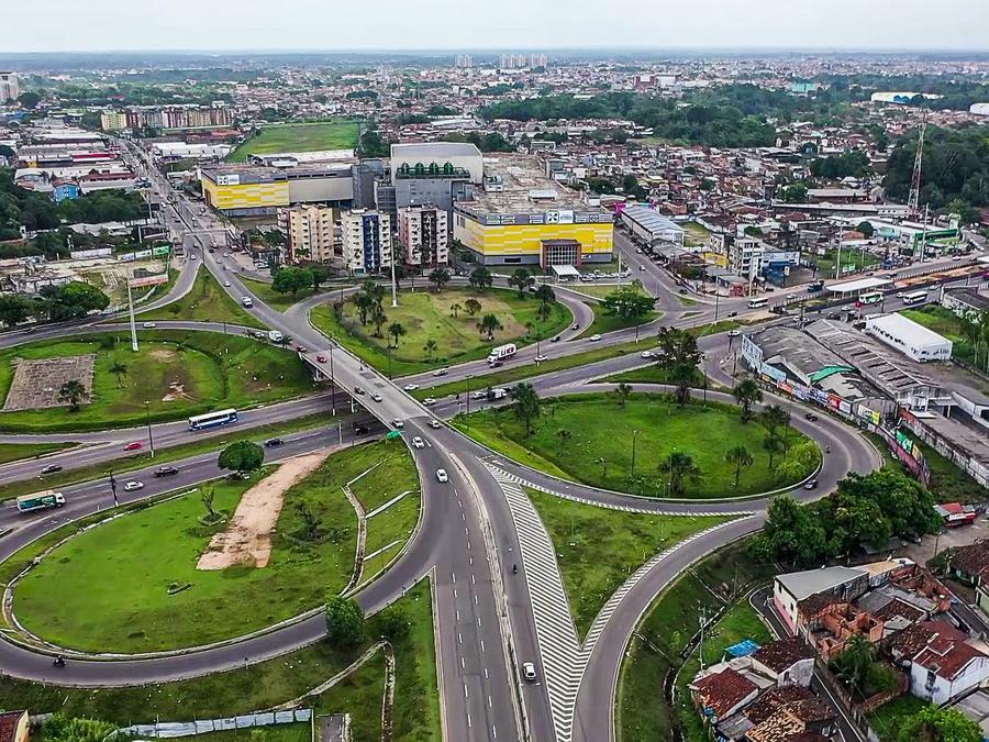 A cidade fica localizada na Região Metropolitana de Belém (RMB), sendo a segunda cidade mais populosa do estado do Pará