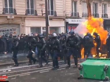 Manifestantes entram em confronto com a polícia neste Dia do Trabalhador na França